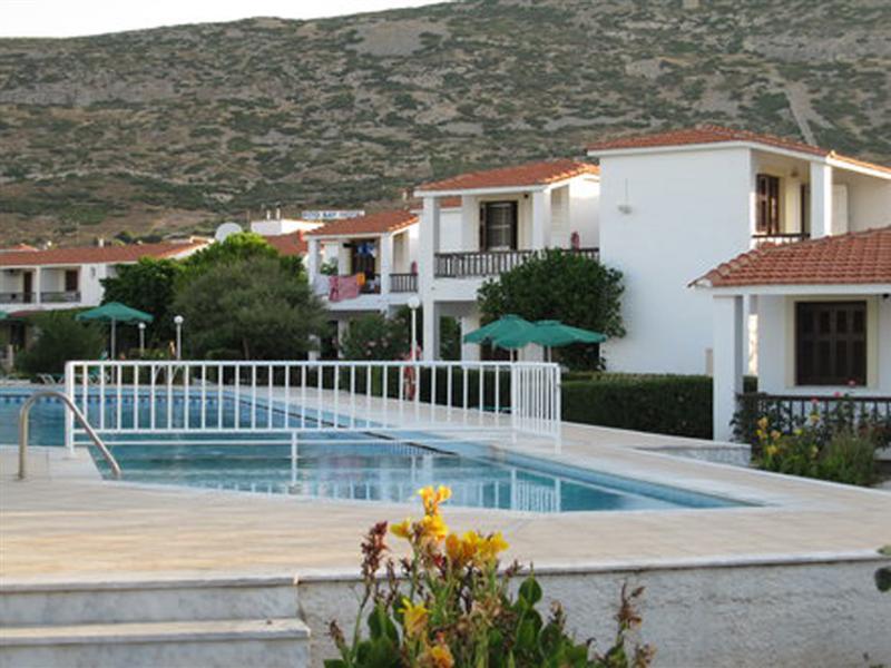 Fito Aqua Bleu Resort Pythagoreio  Ngoại thất bức ảnh